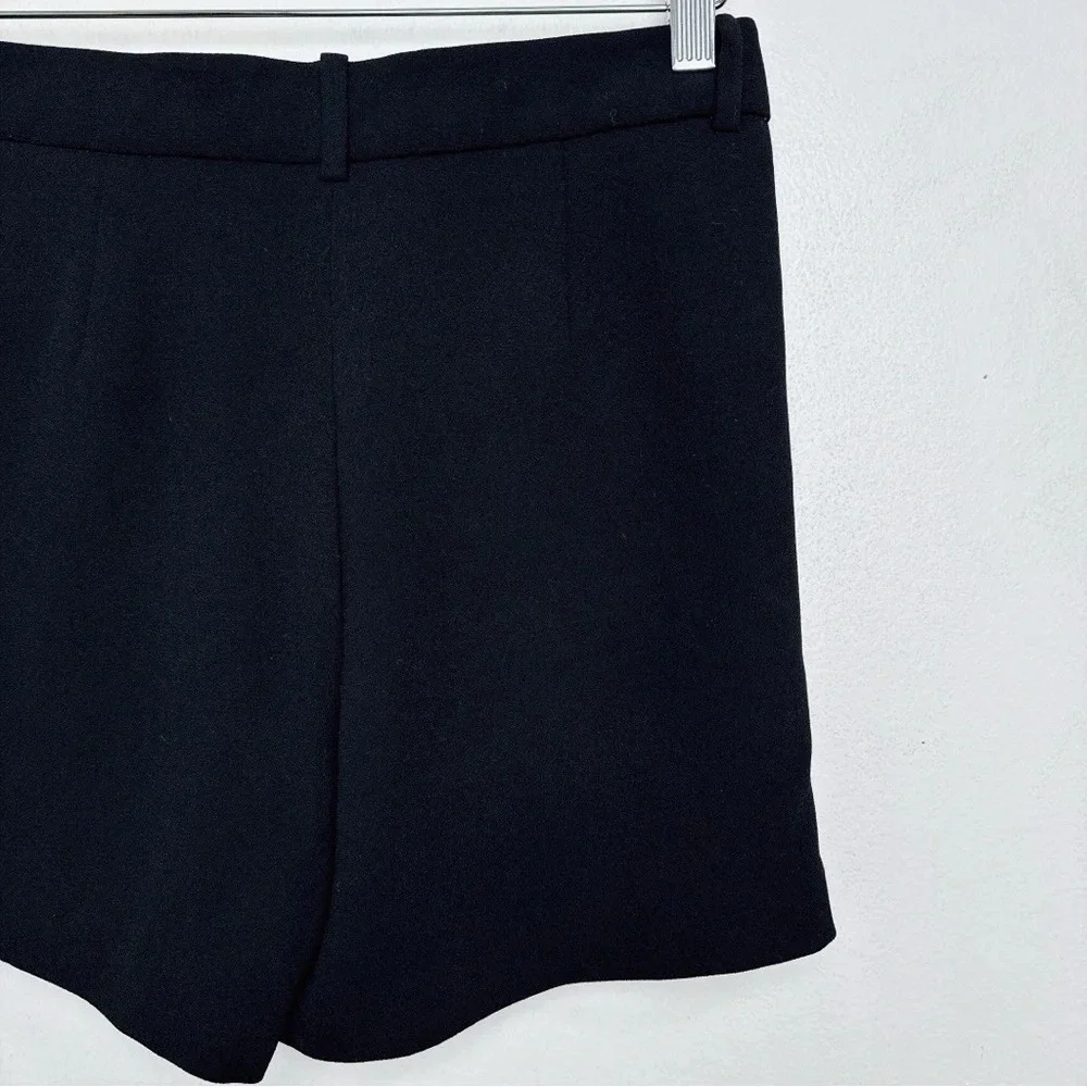 J.crew Womens Size 00 Pleated Crepe Short In Black Color
